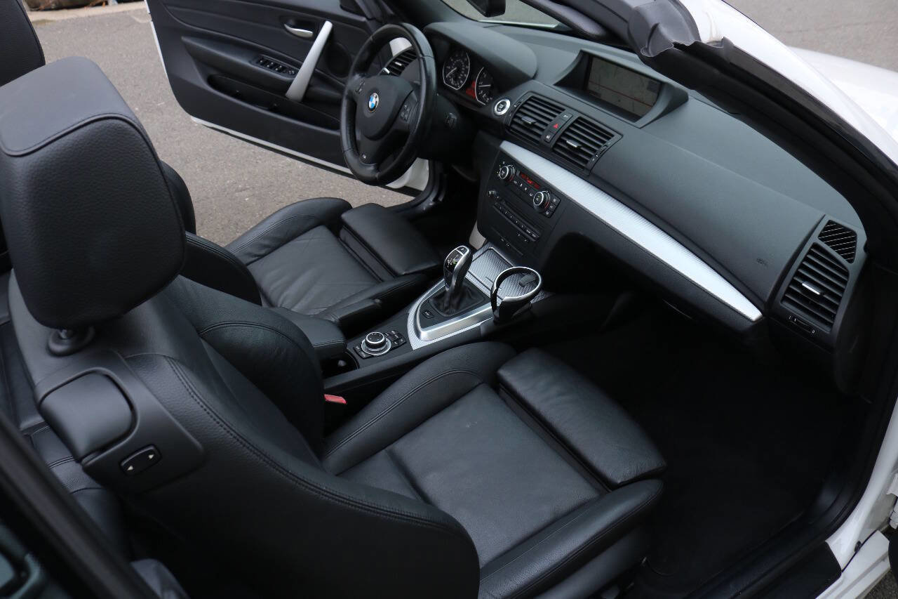 Used 2013 BMW 135i Convertible image 20