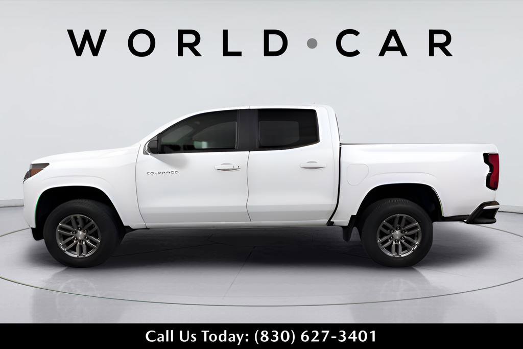 Used 2024 Chevrolet Colorado LT w/ LT Convenience Package image 5