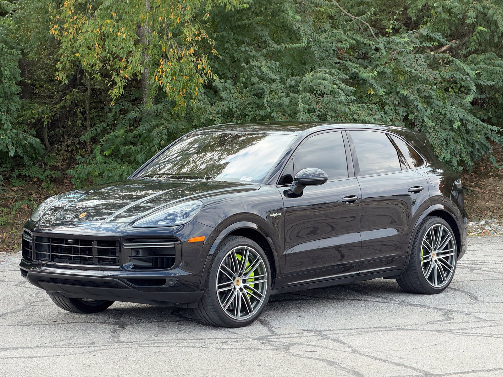 Certified 2020 Porsche Cayenne Turbo S AWD/4WD image 1