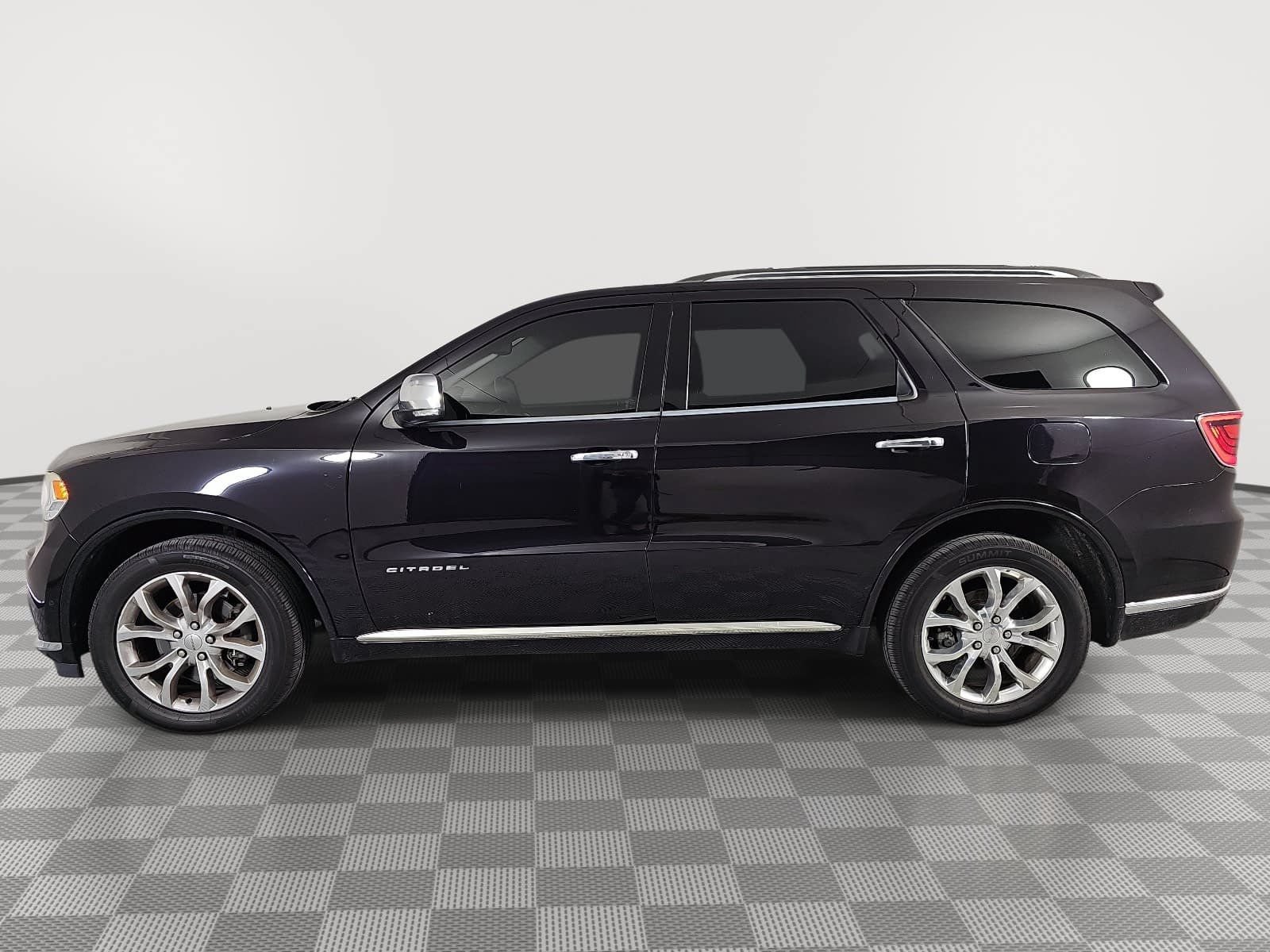 Used 2018 Dodge Durango Citadel w/ Technology Group AWD/4WD image 5