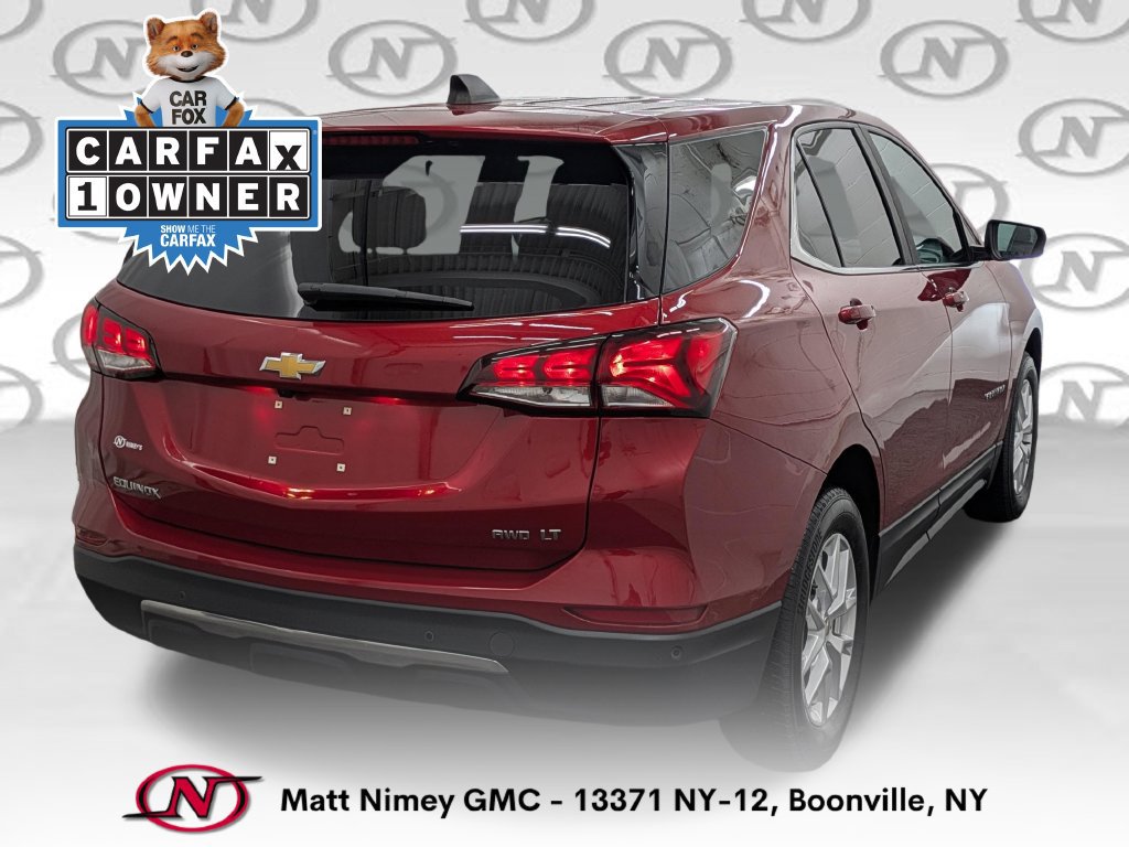Used 2024 Chevrolet Equinox LT AWD/4WD image 2