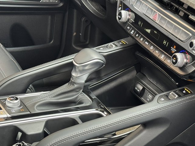 Used 2024 Kia Telluride SX Prestige image 16