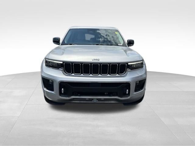 Used 2022 Jeep Grand Cherokee Overland AWD/4WD image 2
