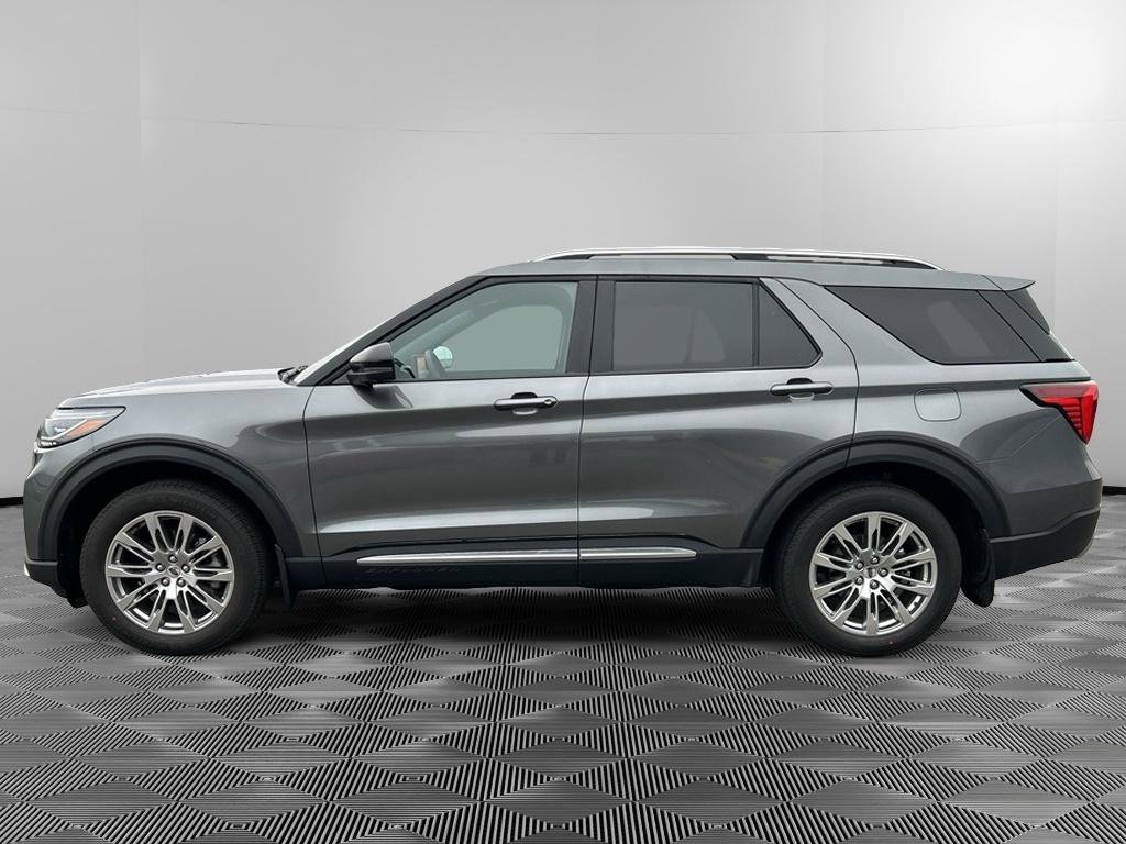 Used 2025 Ford Explorer Platinum image 4