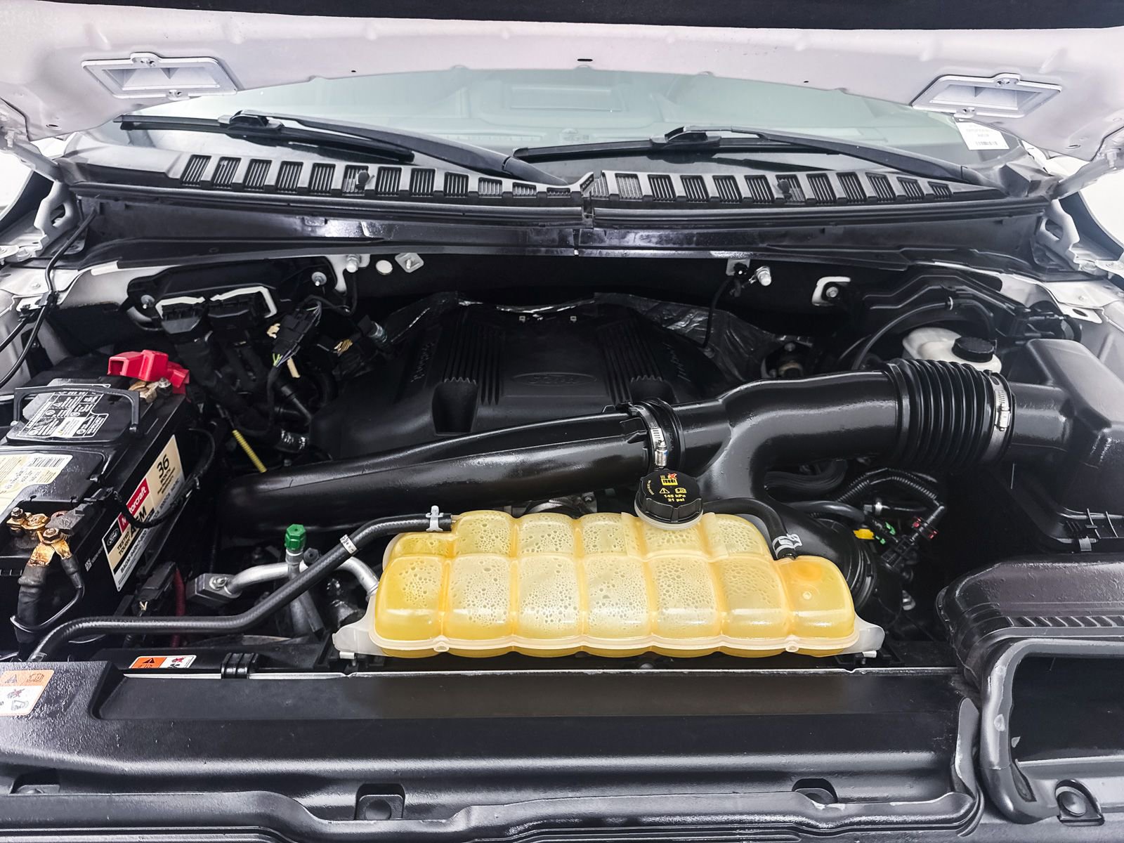 Used 2018 Ford Expedition Max Platinum AWD/4WD image 14