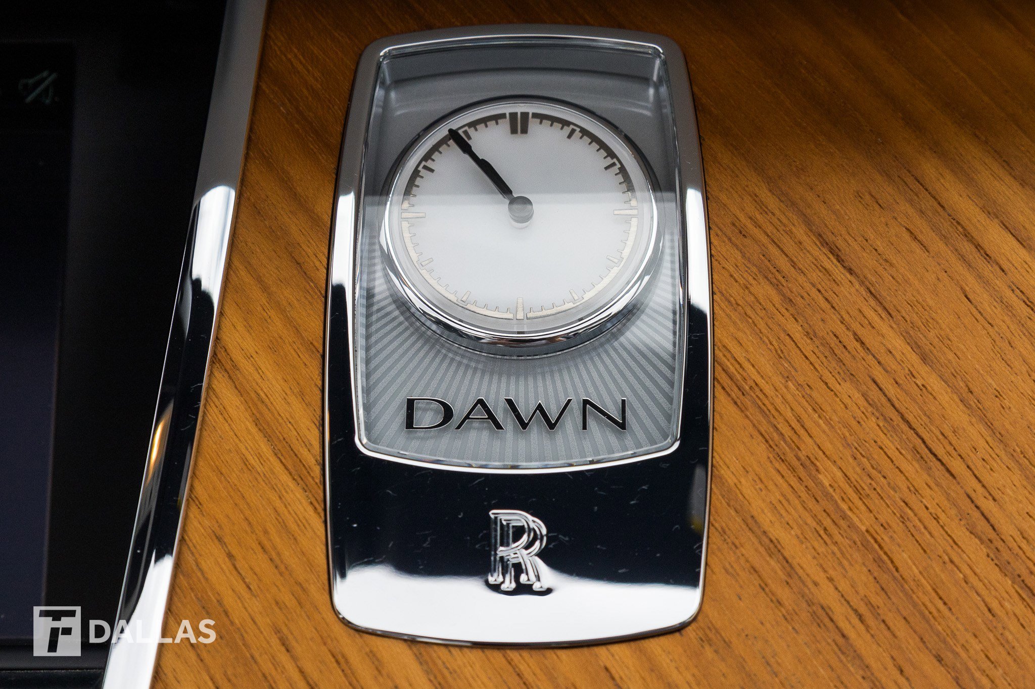Used 2019 Rolls-Royce Dawn image 37
