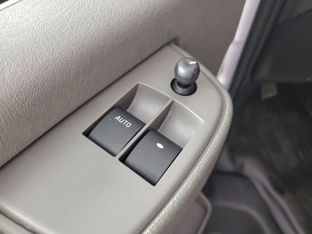 New 2026 Chevrolet Express 3500 Extended w/ Driver Convenience Package image 27