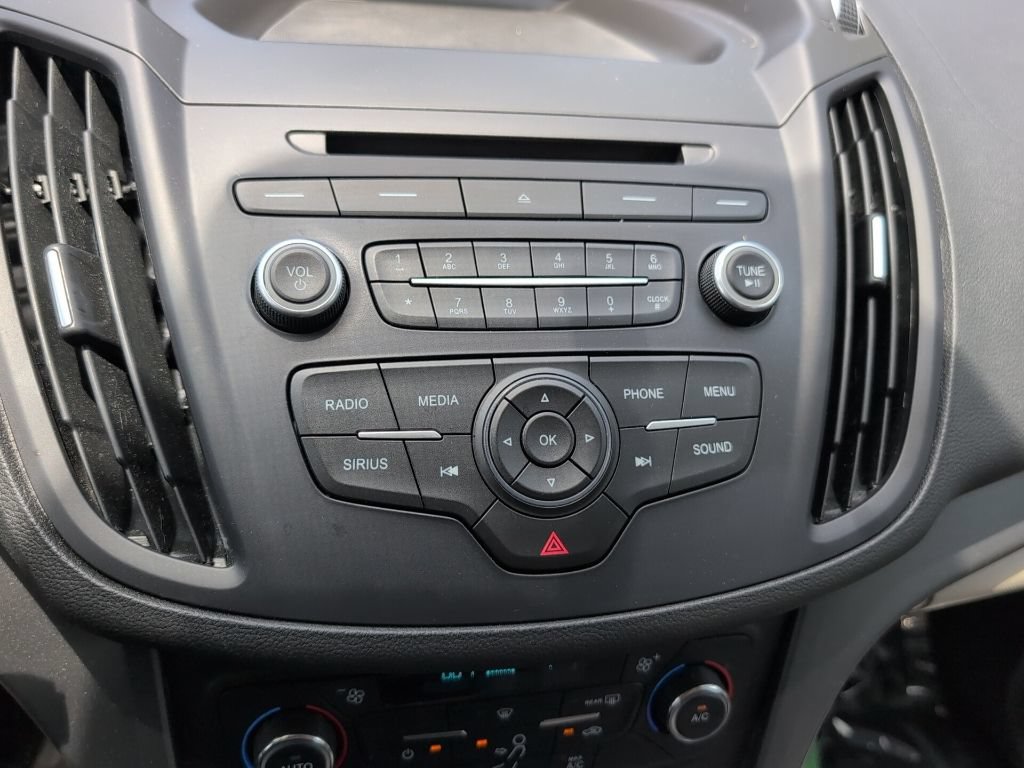 Used 2017 Ford Escape SE FWD image 17