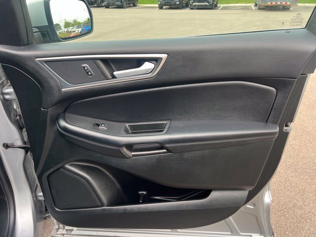 Used 2023 Ford Edge SEL w/ Convenience Package AWD/4WD image 10