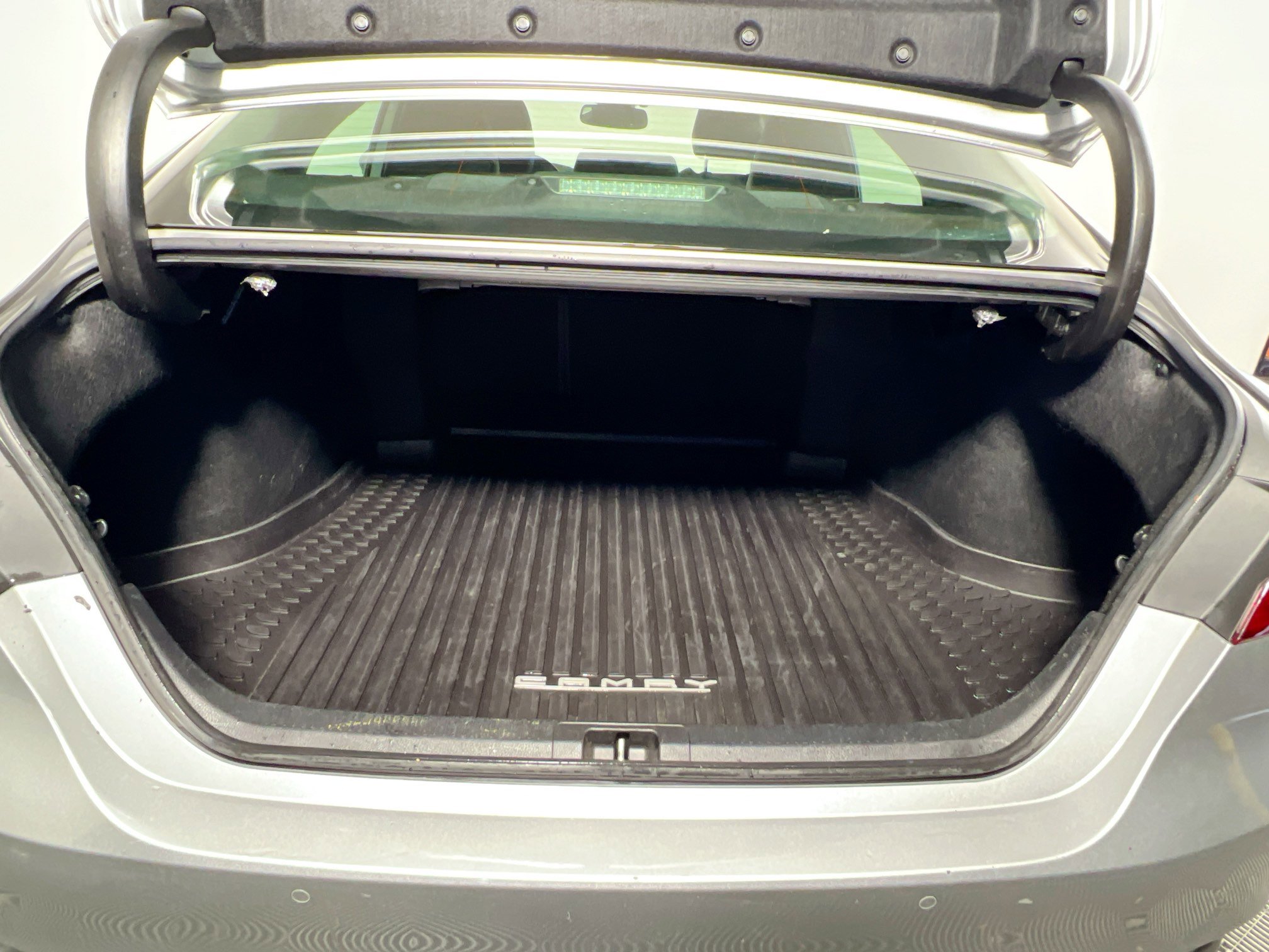 Used 2019 Toyota Camry XLE w/ Driver Assist Package image 34