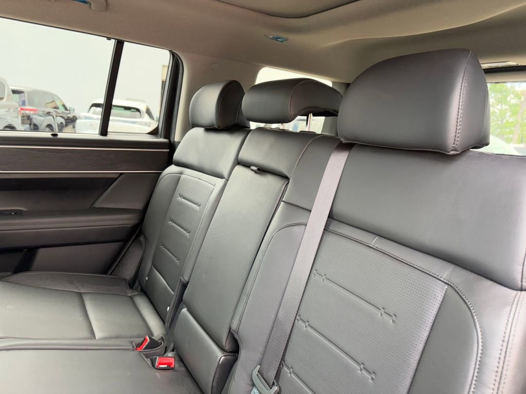 Used 2024 Hyundai Santa Fe Limited image 26