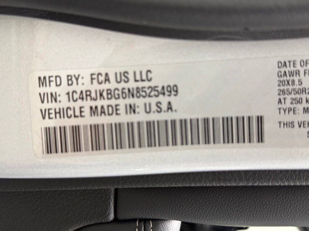 Used 2022 Jeep Grand Cherokee L Limited image 28