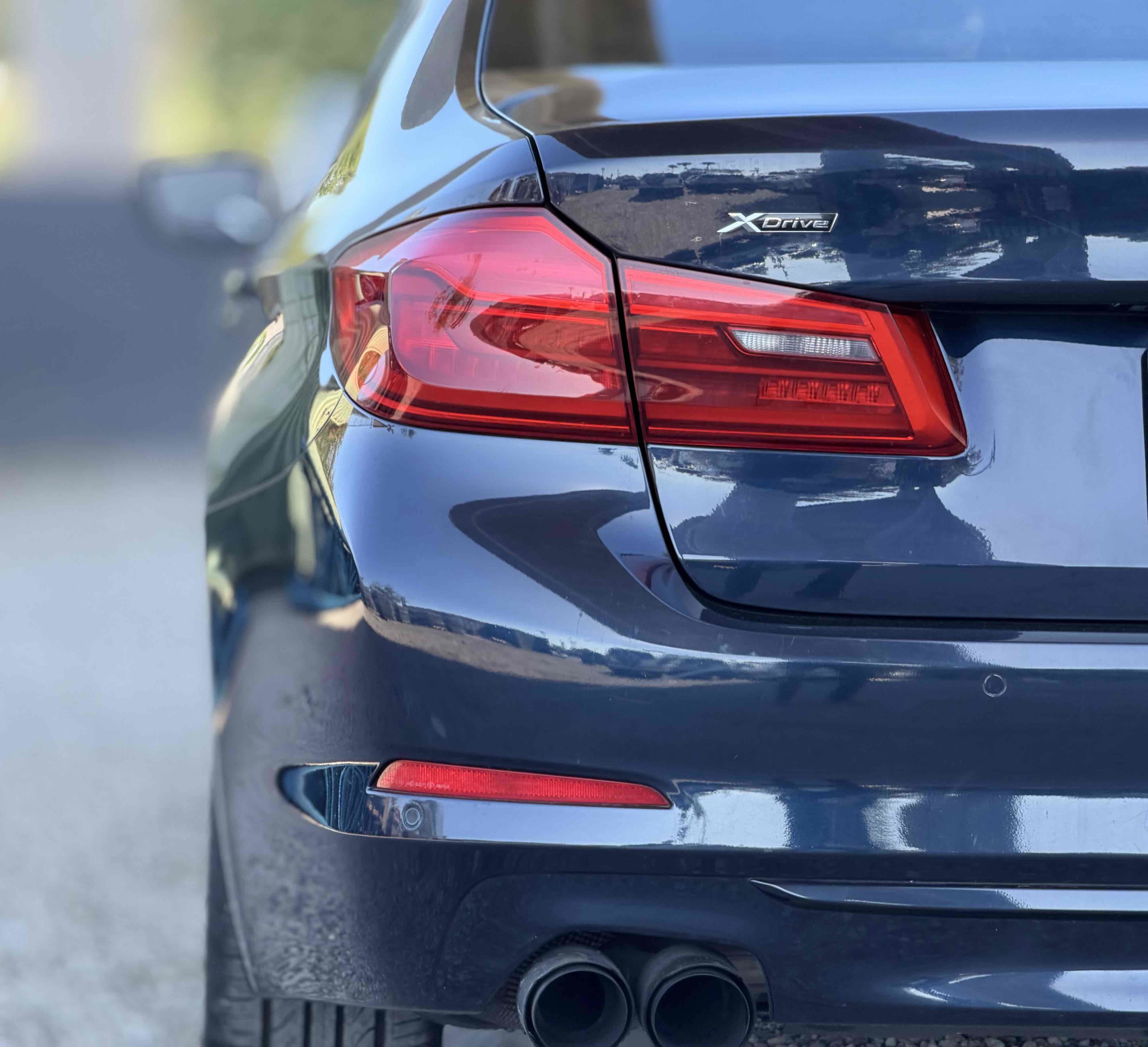 Used 2017 BMW 540i xDrive AWD/4WD image 9