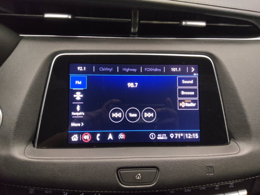 Used 2020 Cadillac XT4 Premium Luxury w/ Technology Package AWD/4WD image 25