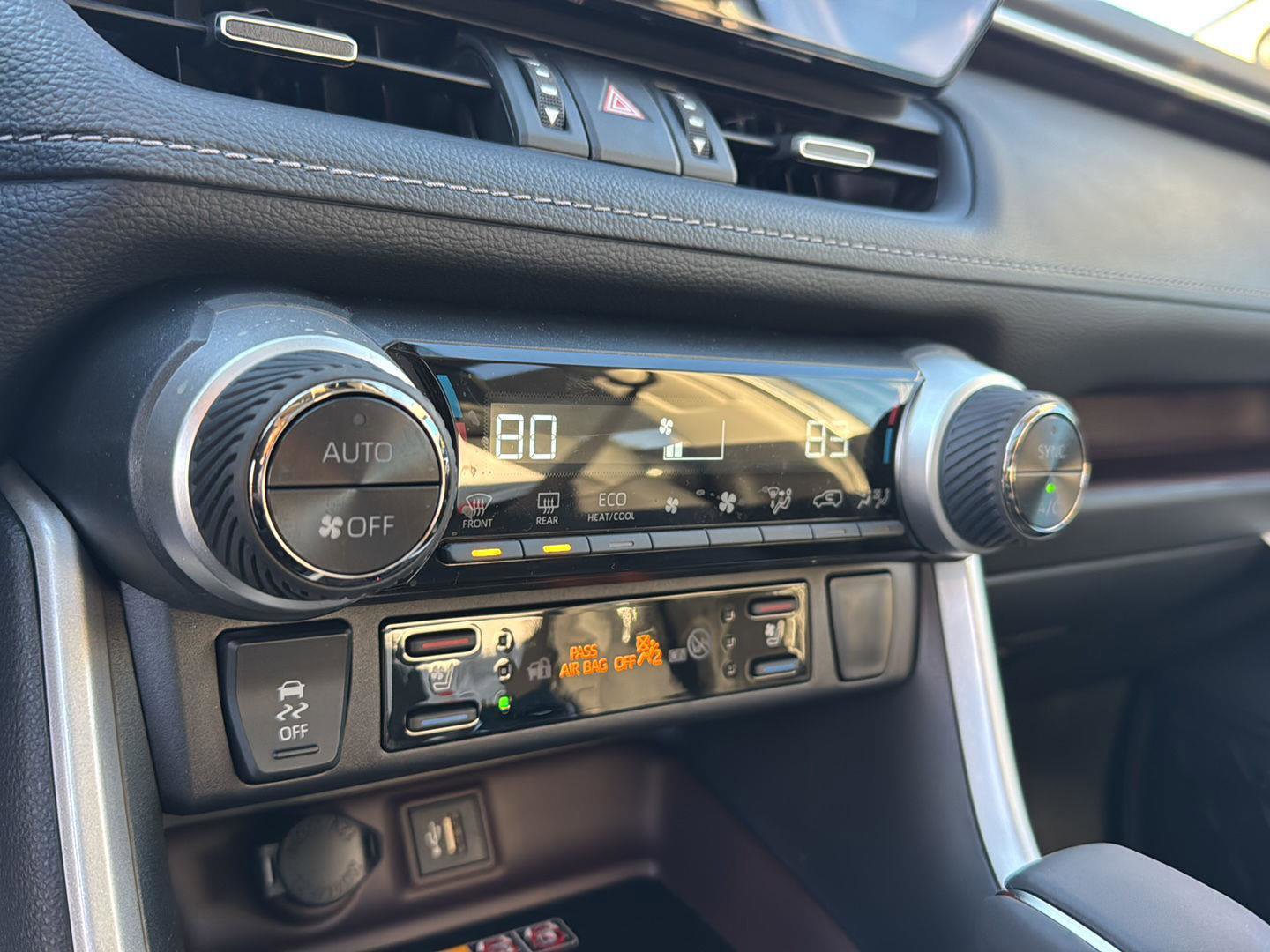 New 2025 Toyota RAV4 Limited image 24