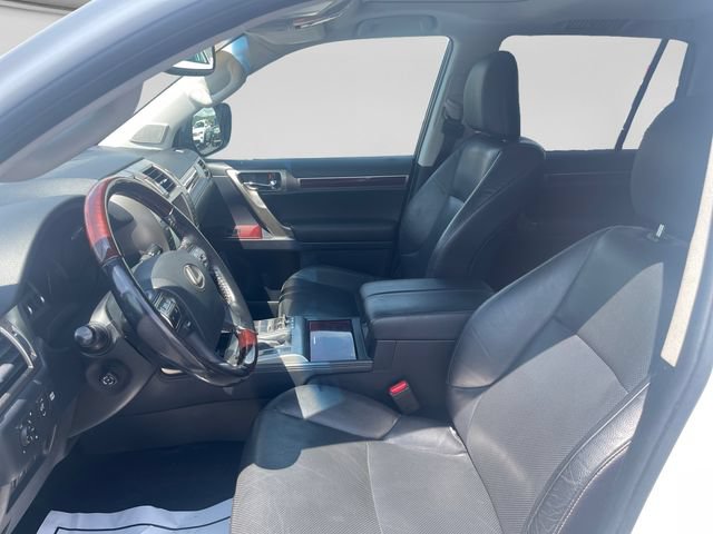 Used 2018 Lexus GX 460 Premium w/ Premium Package AWD/4WD image 20