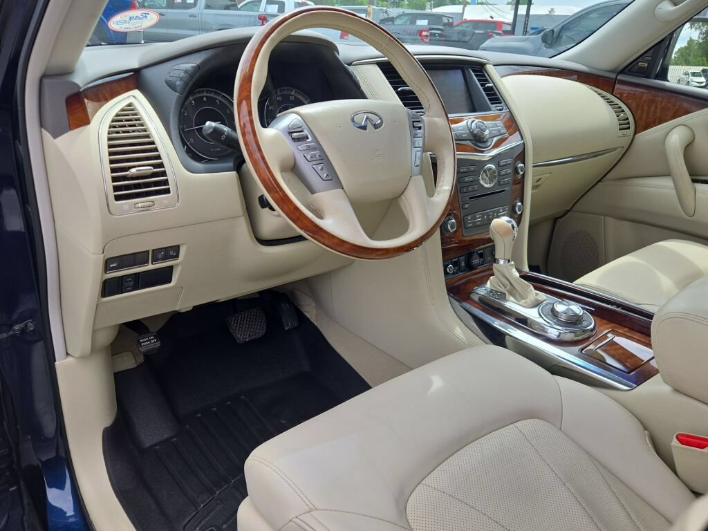 Used 2015 INFINITI QX80 4WD w/ Deluxe Technology Package image 11