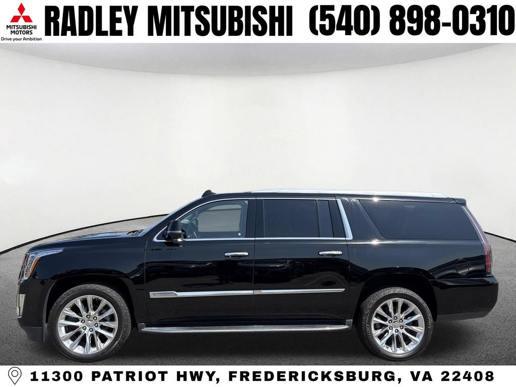 Used 2017 Cadillac Escalade ESV Luxury AWD/4WD image 16