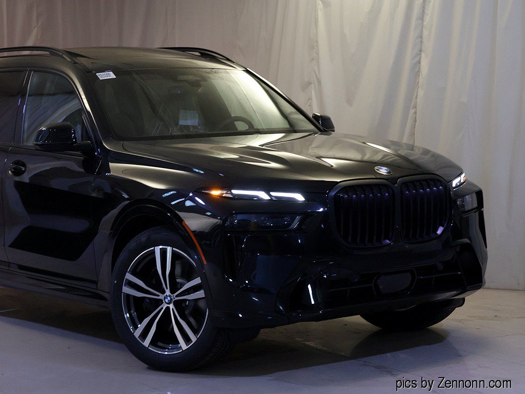 Used 2027 BMW X7 xDrive40i w/ Executive Package AWD/4WD image 2