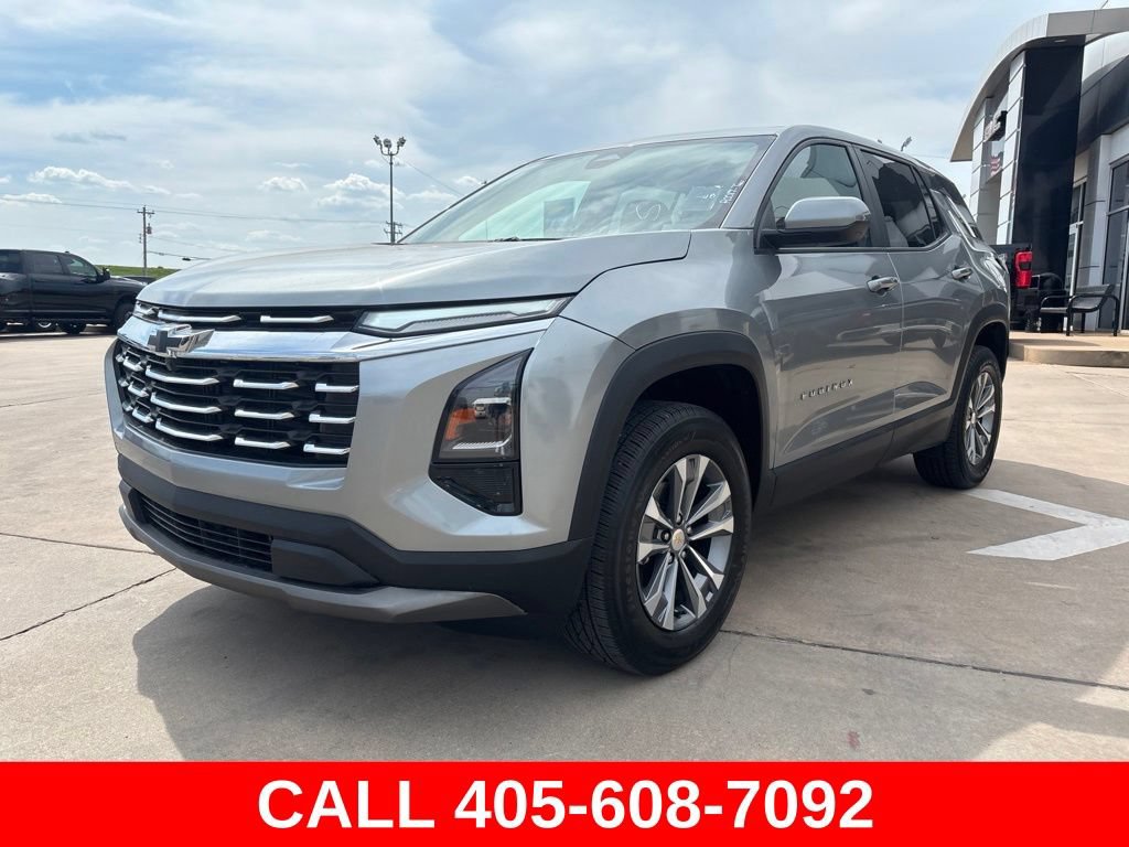 Used 2025 Chevrolet Equinox LT FWD image 21