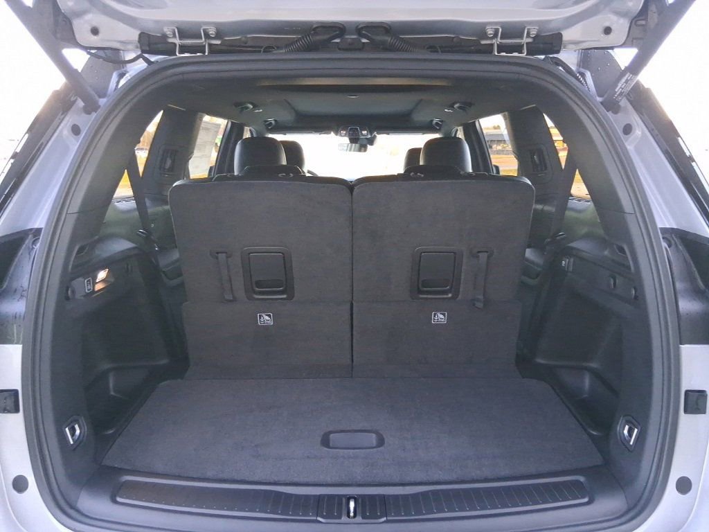 New 2025 Jeep Grand Cherokee L Limited w/ Trailer Tow Package image 29