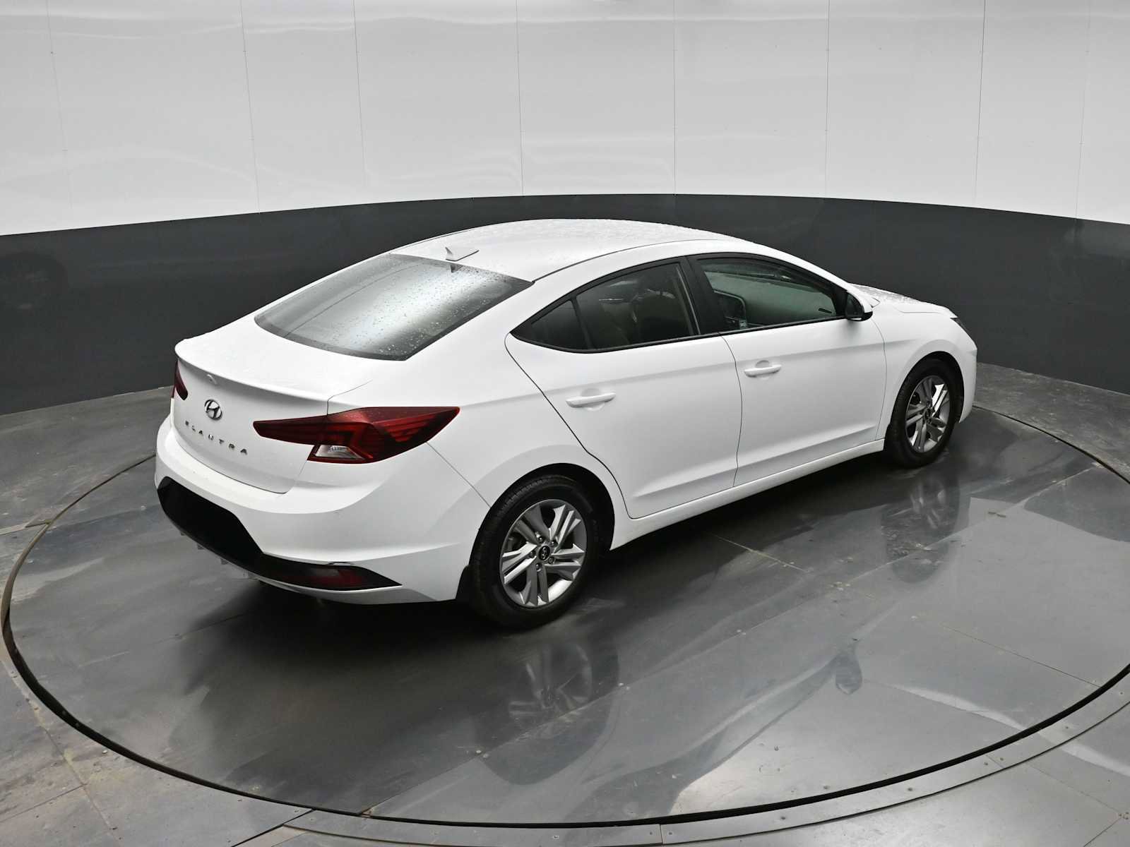 Used 2020 Hyundai Elantra SEL image 27