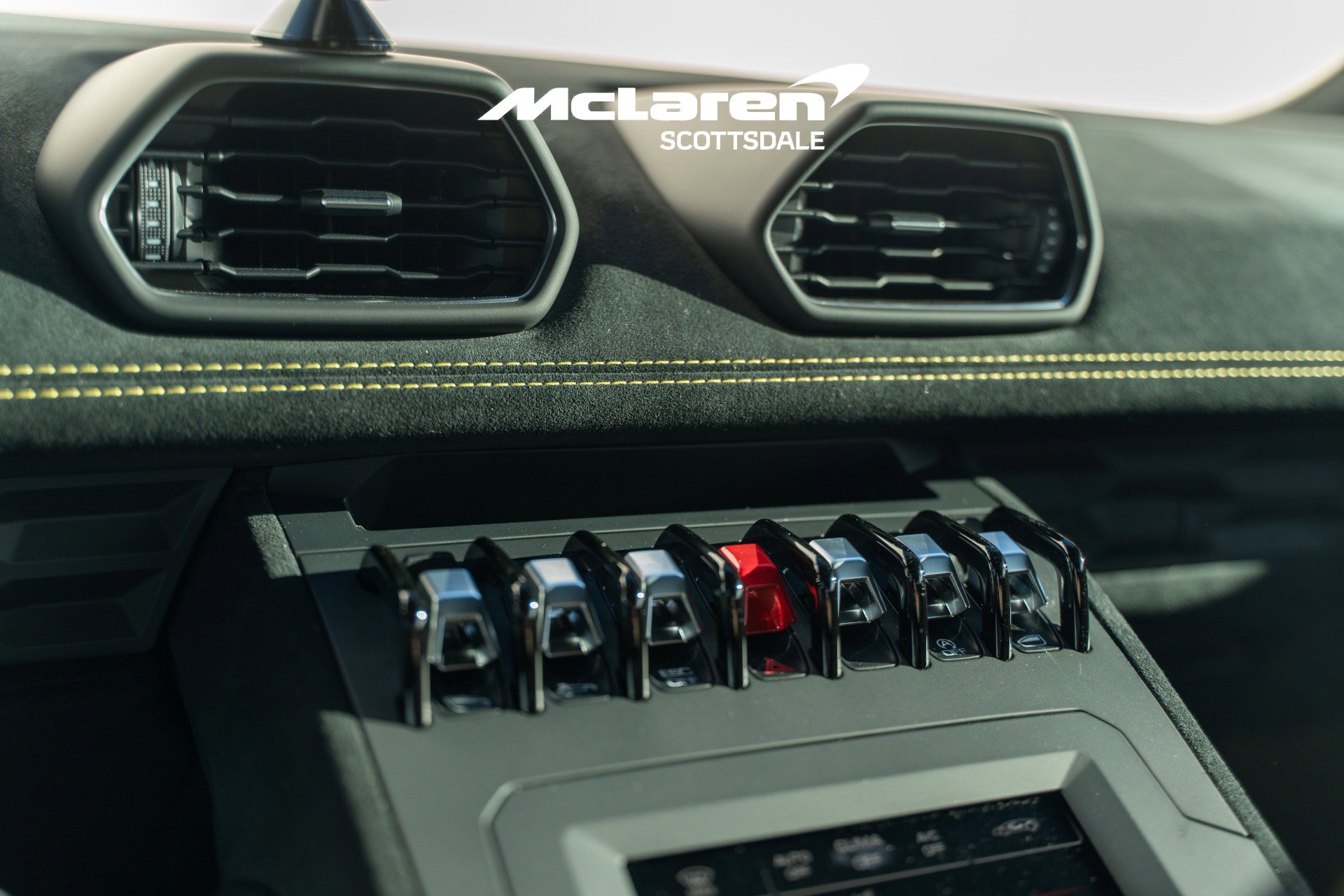 Used 2022 Lamborghini Huracan STO image 40