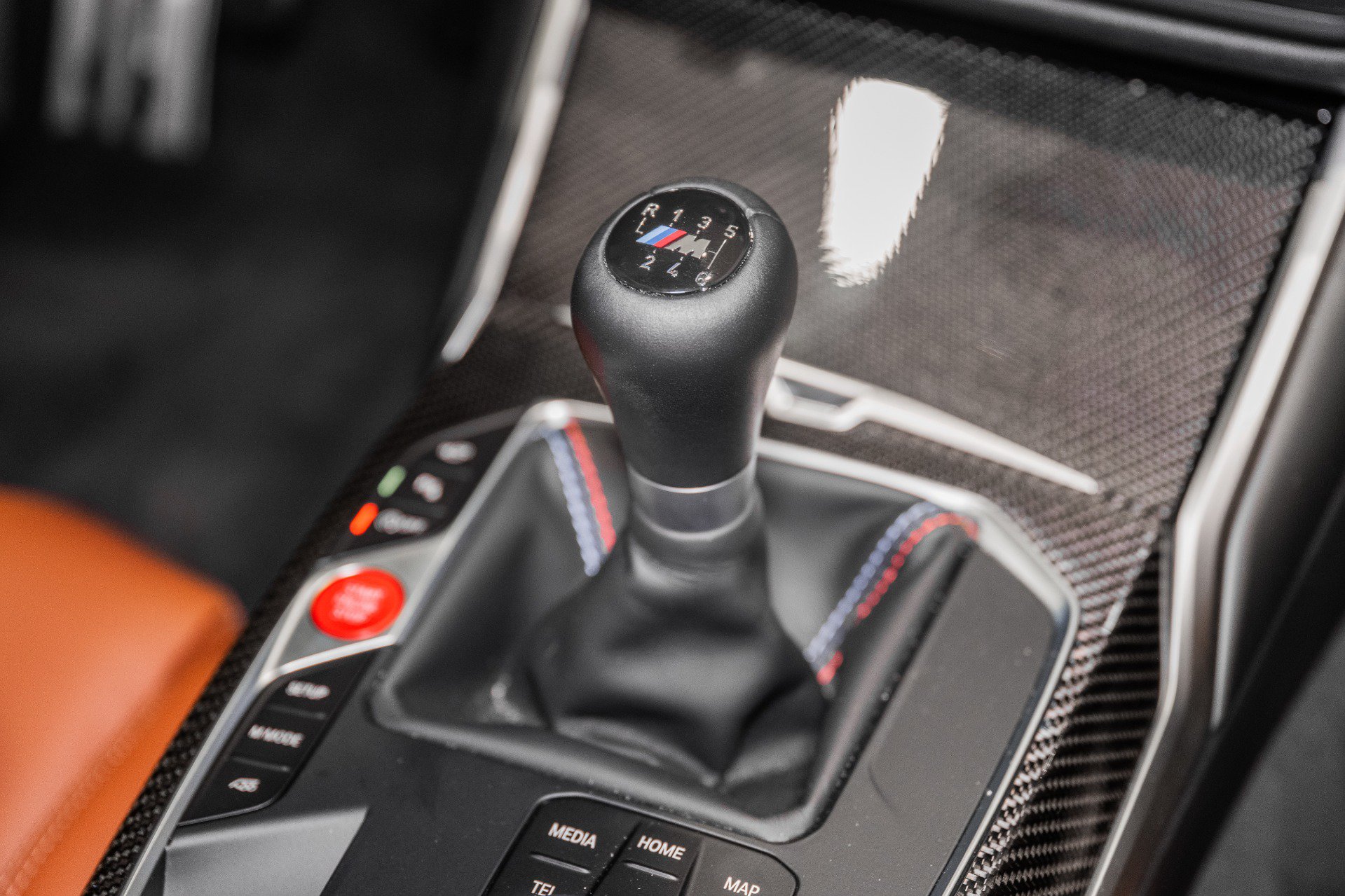 Used 2027 BMW M4 Coupe w/ M Driver's Package RWD image 37