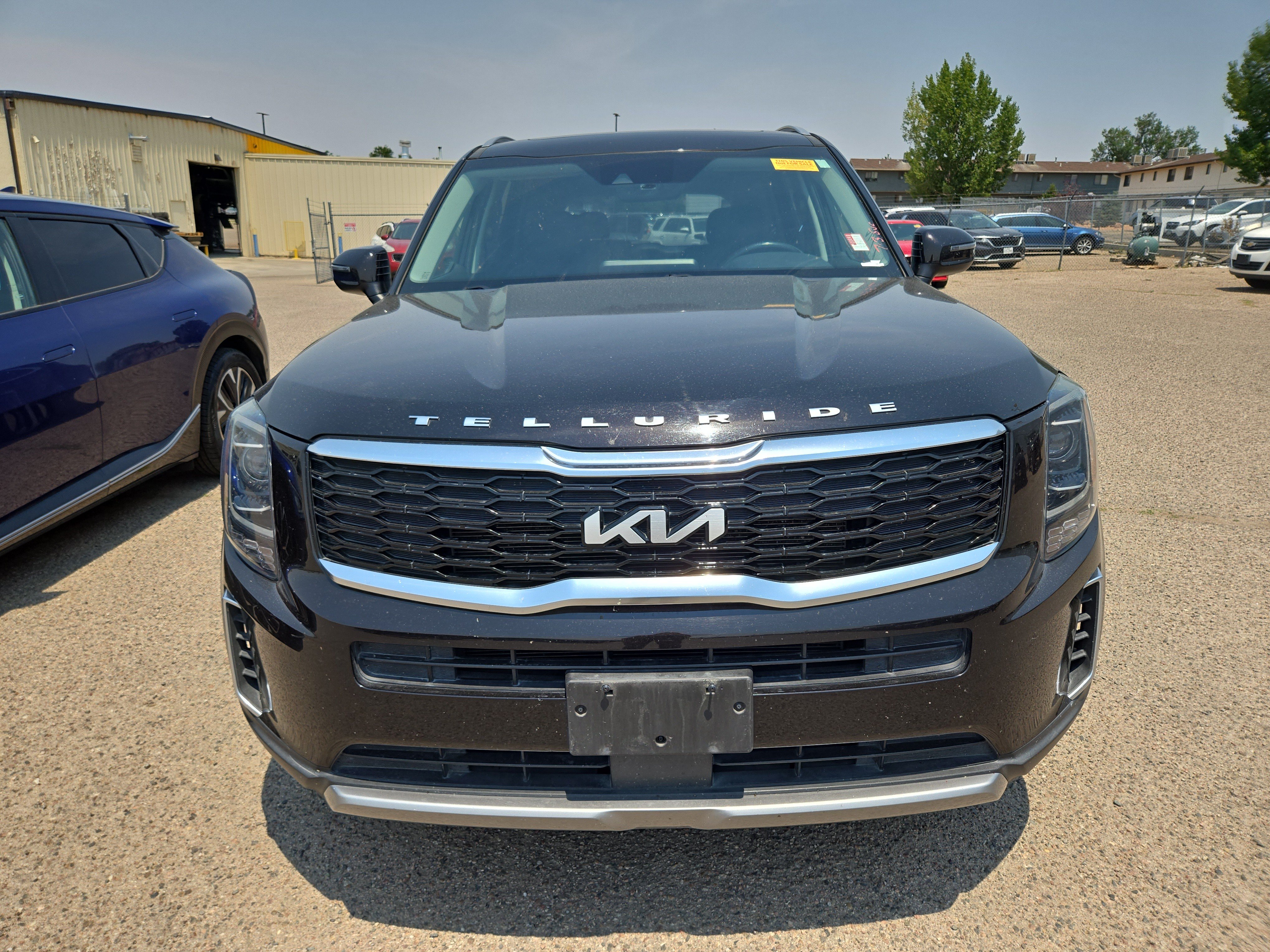 Used 2022 Kia Telluride S FWD image 2