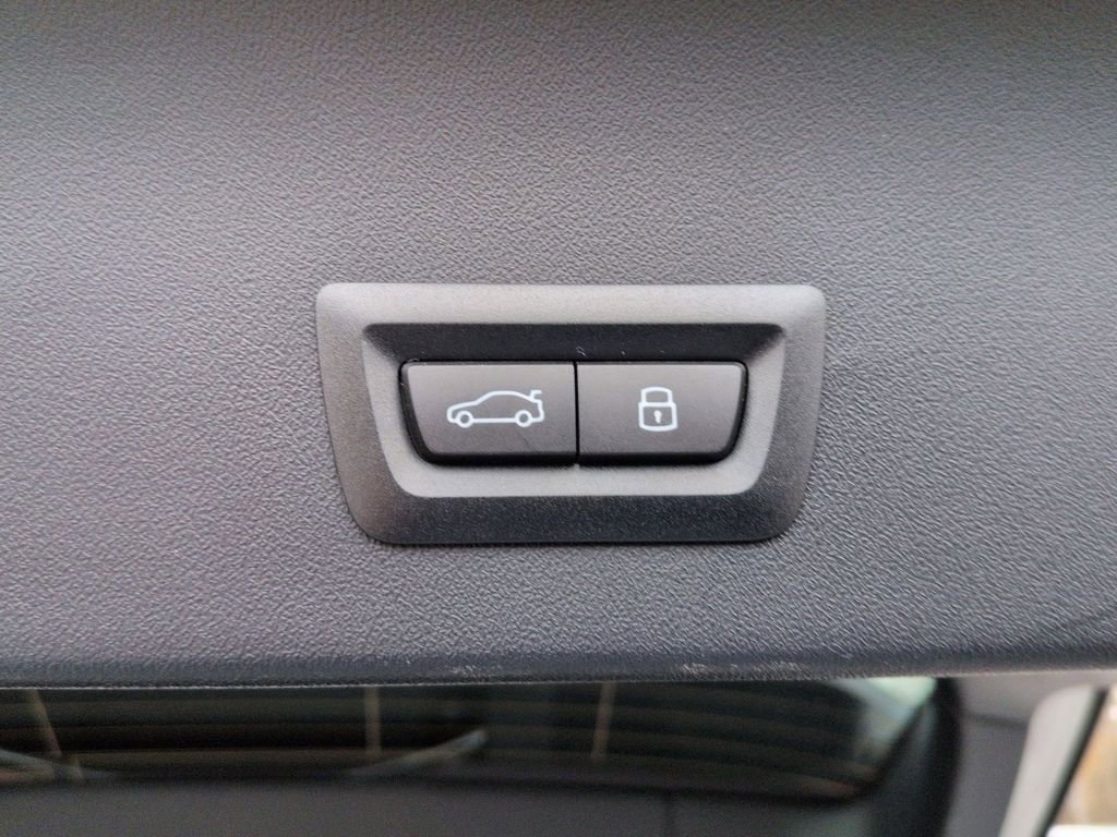 Used 2025 BMW X3 xDrive30i w/ Premium Package image 21