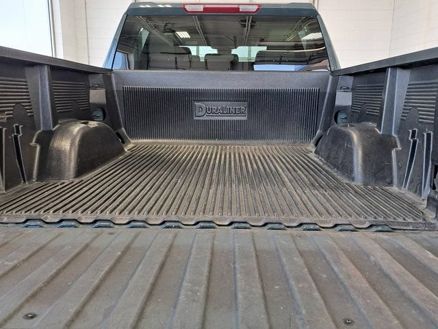 Used 2025 Chevrolet Silverado 1500 LT AWD/4WD image 31