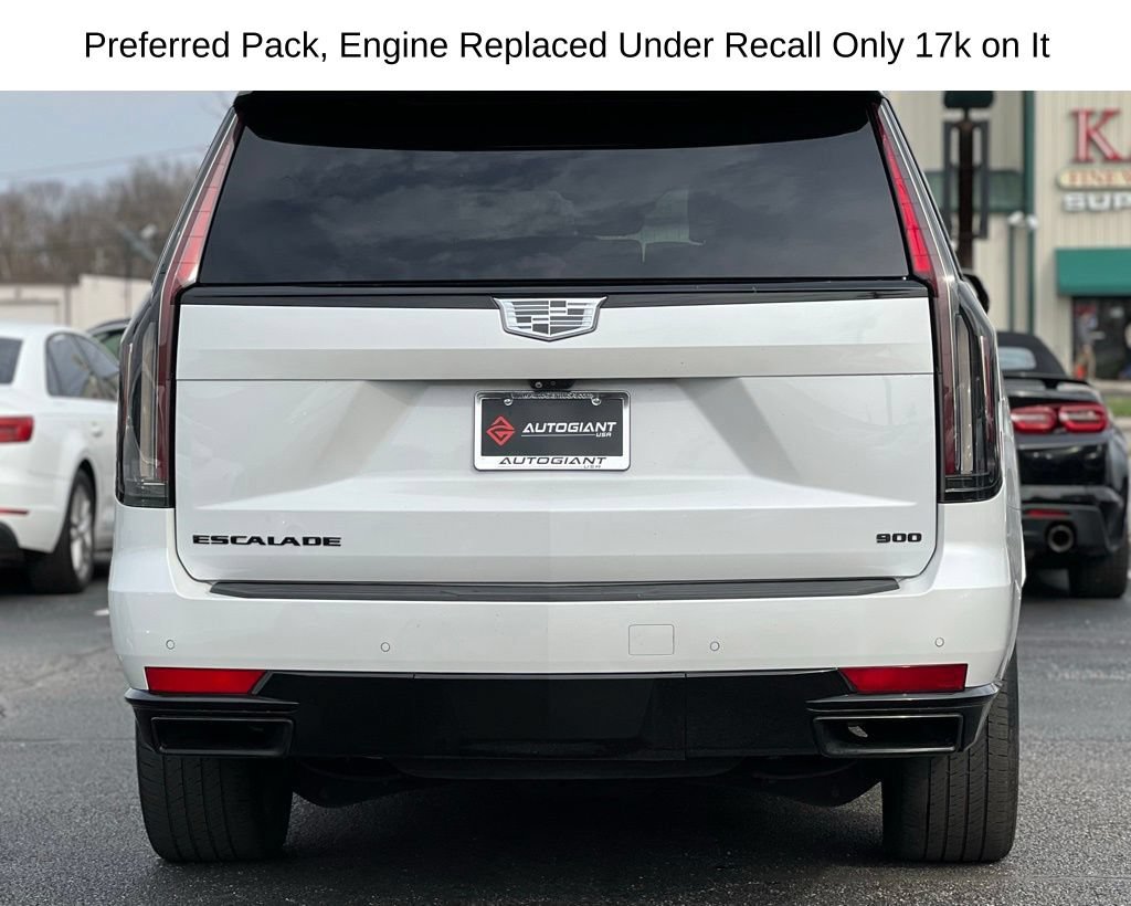 Used 2022 Cadillac Escalade ESV Sport Platinum w/ LPO, ONYX Package AWD/4WD image 5