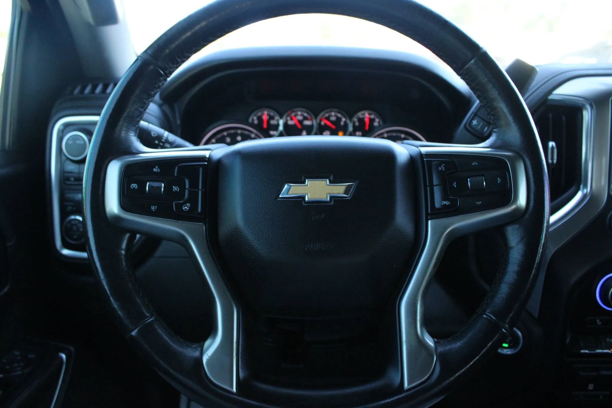 Used 2021 Chevrolet Silverado 1500 LT w/ Texas Edition Plus AWD/4WD image 19