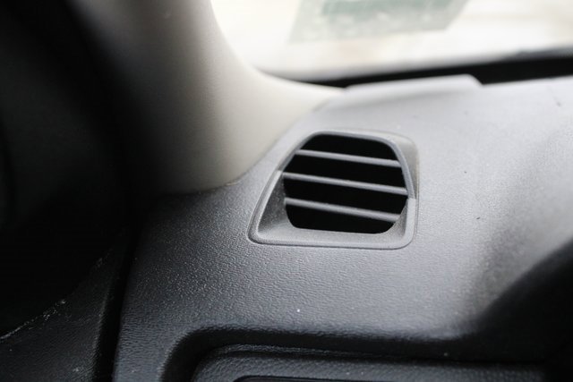 Used 2009 Ford Focus SE image 10