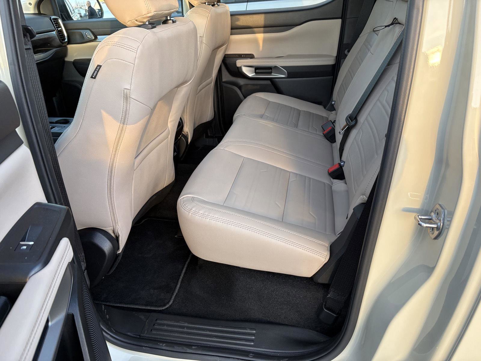 Used 2025 Ford Ranger Lariat w/ Advanced Towing Package image 15