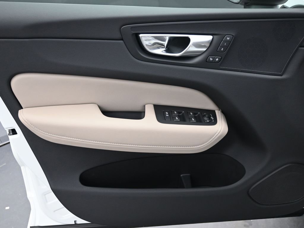 New 2026 Volvo XC60 T8 Core w/ Climate Package image 11
