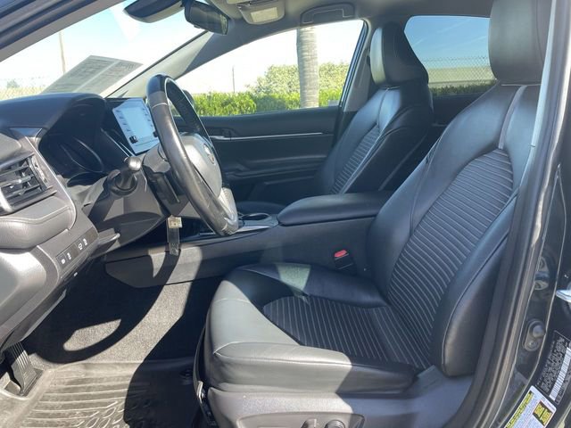 Used 2021 Toyota Camry SE image 17