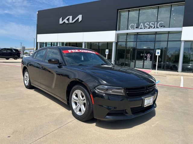Used 2019 Dodge Charger SXT RWD image 1