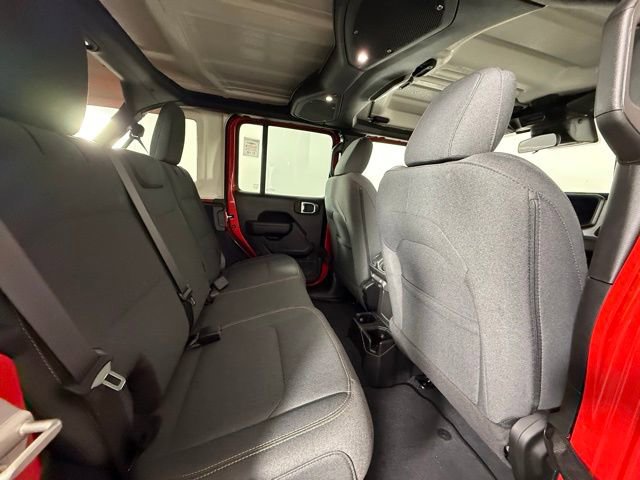 Used 2024 Jeep Wrangler Sport S image 15