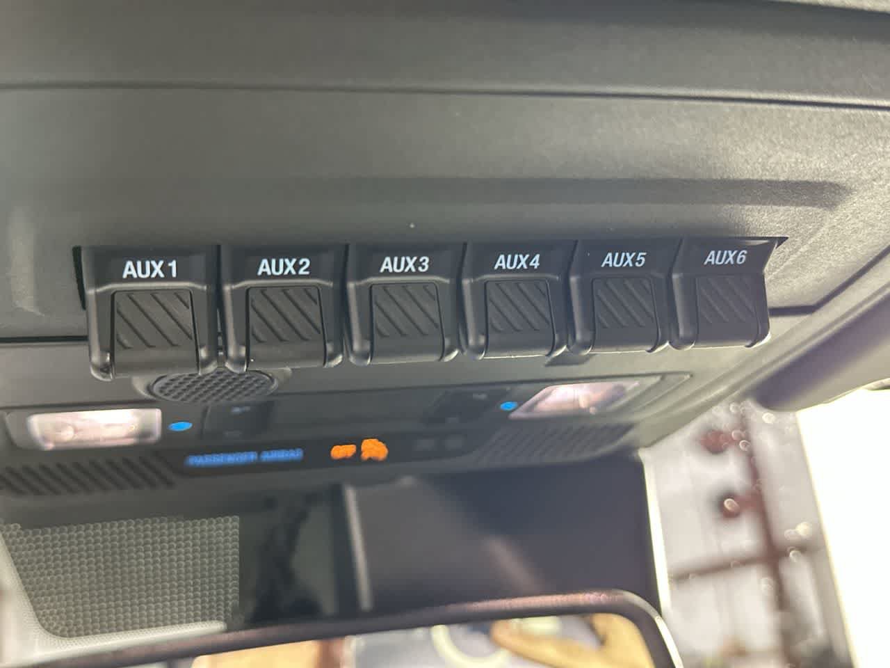 Used 2022 Ford Bronco Wildtrak AWD/4WD image 35