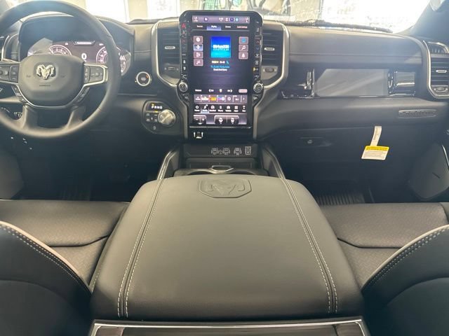 New 2026 RAM 1500 Laramie AWD/4WD image 31