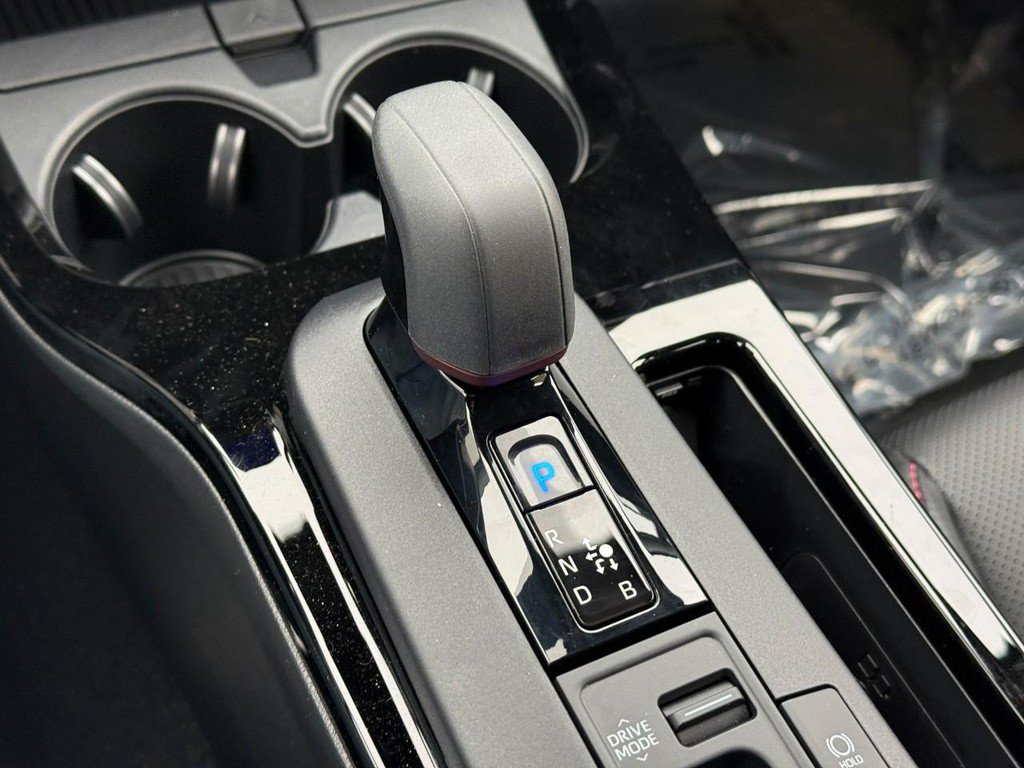 New 2026 Toyota Prius Plug-In Hybrid FWD image 12
