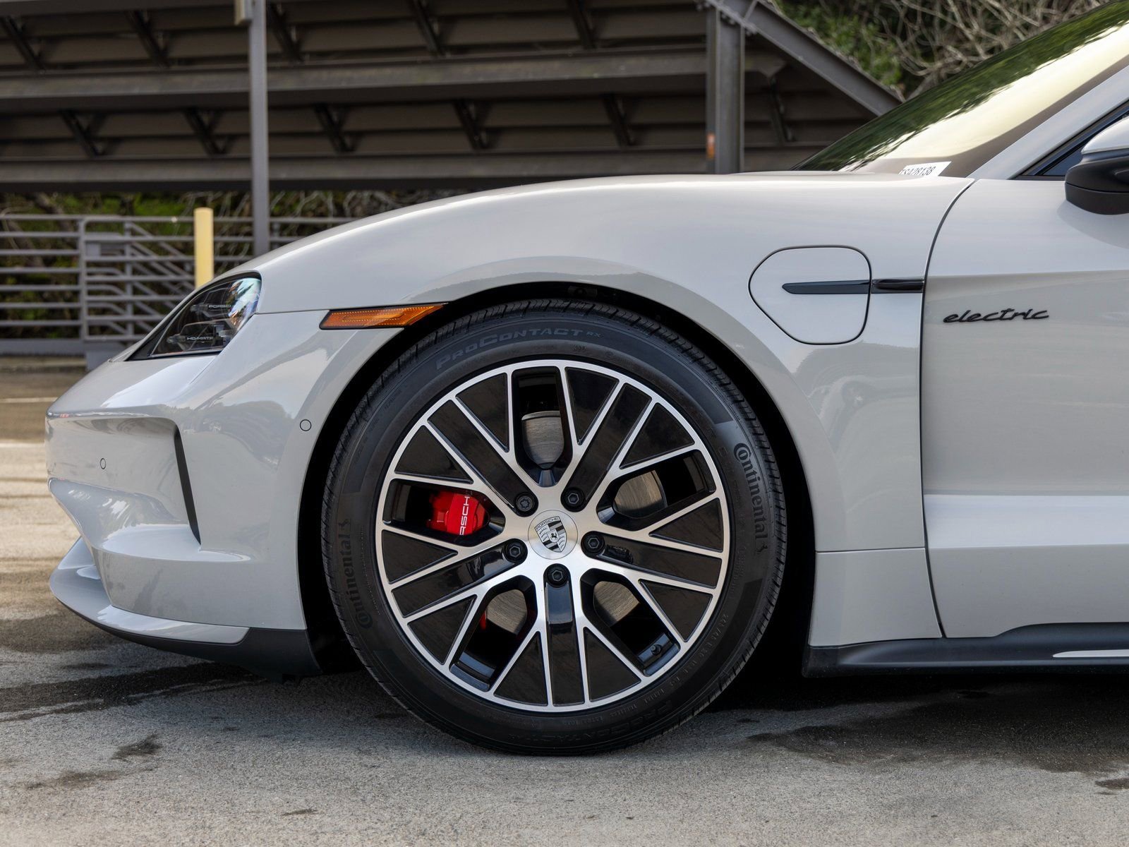 New 2026 Porsche Taycan 4S AWD/4WD image 13