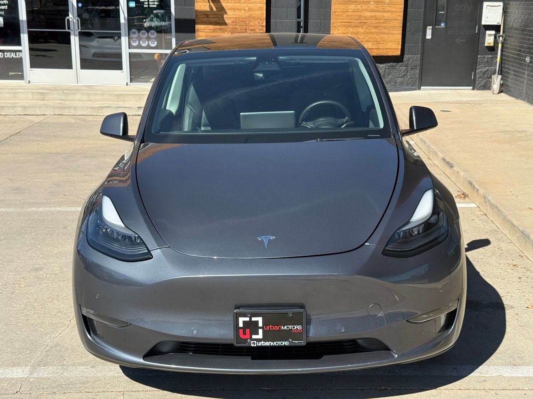 Used 2022 Tesla Model Y Performance image 8