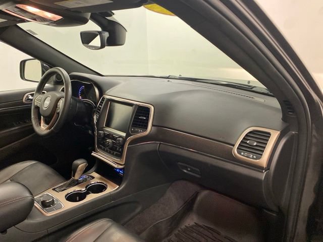 Used 2017 Jeep Grand Cherokee Limited AWD/4WD image 25