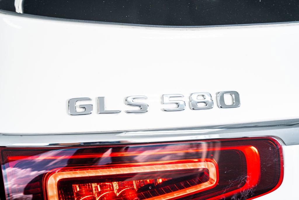 Used 2020 Mercedes-Benz GLS 580 4MATIC w/ E-Active Body Control Package image 24