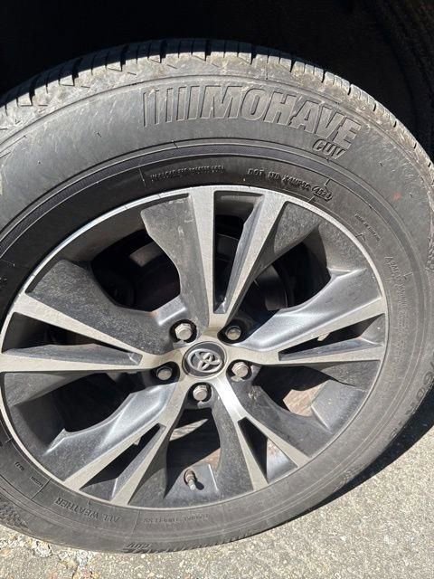 Used 2016 Toyota Highlander XLE image 32