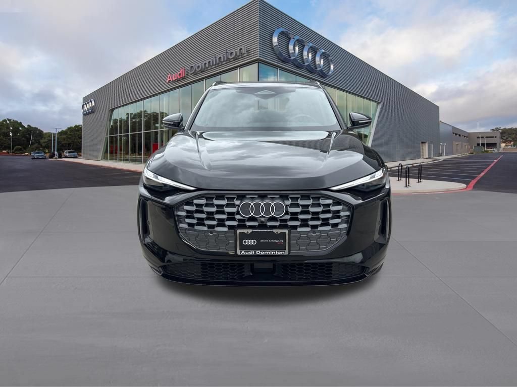 Certified 2025 Audi Q5 Premium w/ Convenience Package AWD/4WD image 4