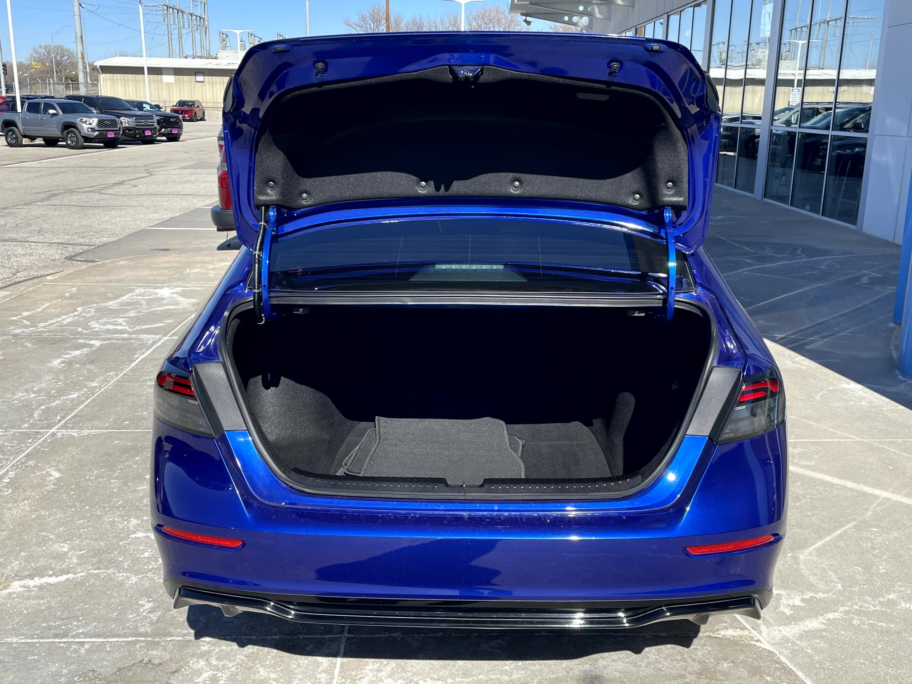 Certified 2023 Honda Accord Sport image 9