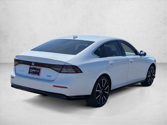 Used 2023 Honda Accord Touring image 5